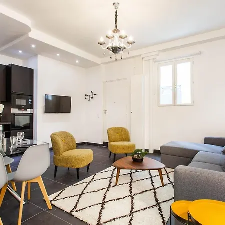 Charming With Ac -2br-8p- Bastille Paris
